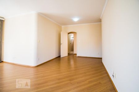Sala de apartamento à venda com 3 quartos, 120m² em Cambuí, Campinas