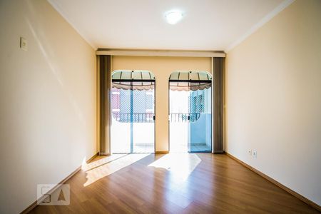 Sala de apartamento à venda com 3 quartos, 120m² em Cambuí, Campinas