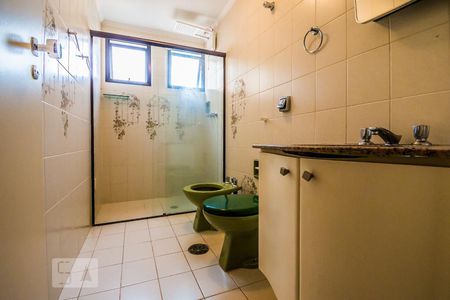 Apartamento à venda com 120m², 3 quartos e 2 vagasBanheiro da Suíte