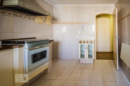 Apartamento à venda com 120m², 3 quartos e 2 vagasCozinha