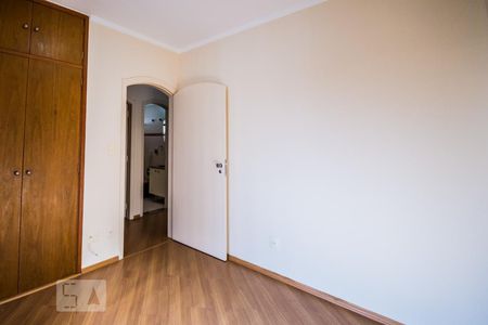 Apartamento à venda com 120m², 3 quartos e 2 vagasQuarto 2