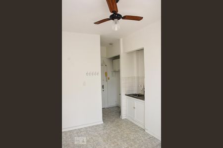 cozinha de kitnet/studio para alugar com 1 quarto, 28m² em Botafogo, Rio de Janeiro