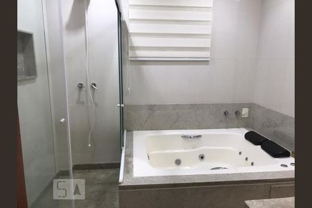 Apartamento à venda com 160m², 3 quartos e 2 vagasBanheiro Quarto 1