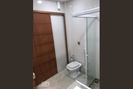 Apartamento à venda com 160m², 3 quartos e 2 vagasBanheiro Quarto 1