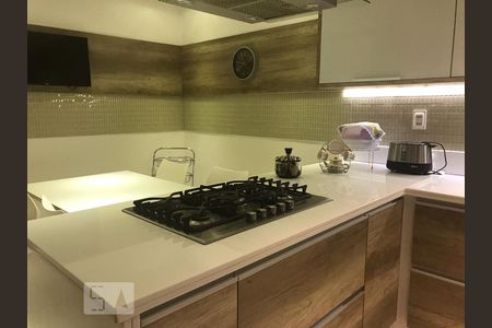 Apartamento à venda com 160m², 3 quartos e 2 vagasCozinha