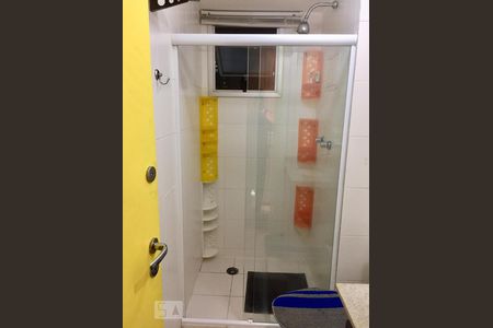 Apartamento à venda com 74m², 2 quartos e 1 vagaBanheiro 1