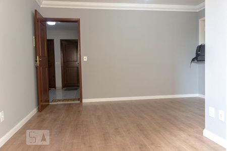 Apartamento para alugar com 80m², 3 quartos e 1 vaga Apartamento para alugar com 80m², 3 quartos e 1 vagaSala