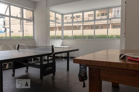 Apartamento para alugar com 80m², 3 quartos e 1 vaga Apartamento para alugar com 80m², 3 quartos e 1 vagaÁrea comum - Sala de Jogos
