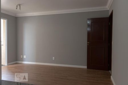 Apartamento para alugar com 80m², 3 quartos e 1 vaga Apartamento para alugar com 80m², 3 quartos e 1 vagaSala
