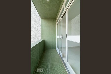 Sacada da Sala de apartamento para alugar com 3 quartos, 118m² em Aclimação, São Paulo