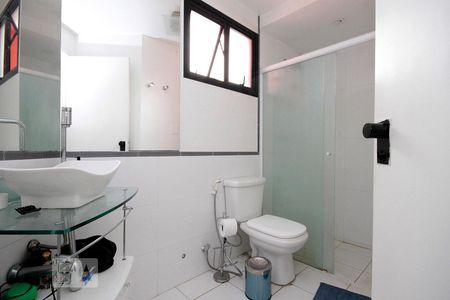 Banheiro de apartamento à venda com 1 quarto, 48m² em Santa Cecília, São Paulo