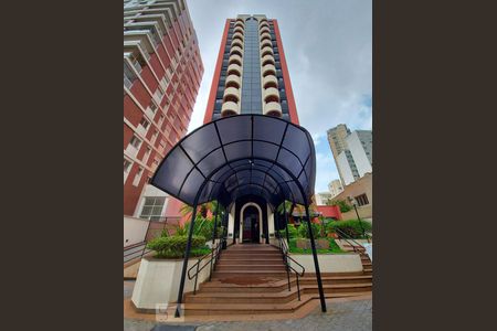 Apartamento à venda com 48m², 1 quarto e 1 vaga Apartamento à venda com 48m², 1 quarto e 1 vagaFachada