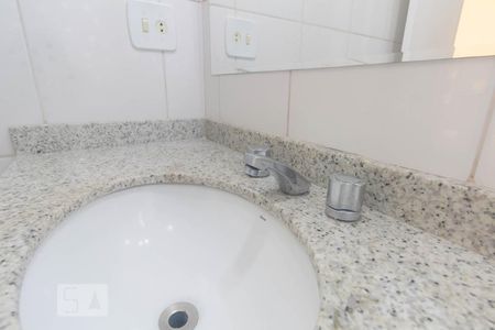 Banheiro de apartamento à venda com 1 quarto, 49m² em Brooklin, São Paulo