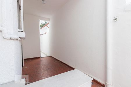 Casa para alugar com 132m², 2 quartos e sem vagaQuintal