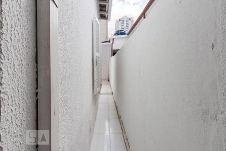 Casa para alugar com 132m², 2 quartos e sem vagaQuintal