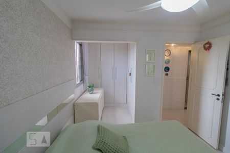 Apartamento à venda com 74m², 2 quartos e 2 vagasDormitório 2