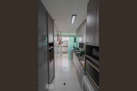 Apartamento à venda com 74m², 2 quartos e 2 vagasCozinha