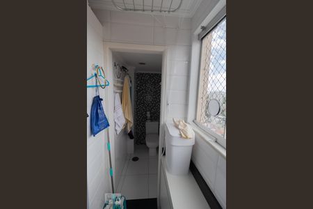 Apartamento à venda com 74m², 2 quartos e 2 vagasÁrea de Serviço