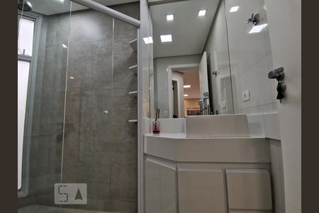 Banheiro de apartamento à venda com 1 quarto, 42m² em Paraíso do Morumbi, São Paulo