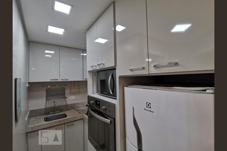 Cozinha - Armários de apartamento à venda com 1 quarto, 42m² em Paraíso do Morumbi, São Paulo