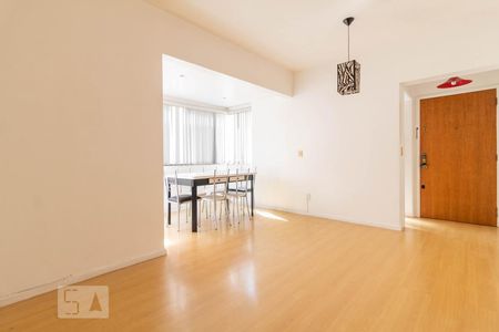 Apartamento para alugar com 84m², 2 quartos e 1 vagaSala