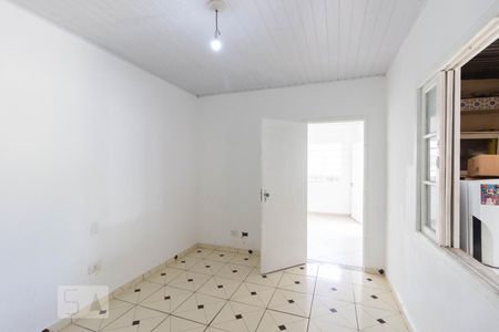 Quarto de casa à venda com 2 quartos, 90m² em Vila Pereira Cerca, São Paulo