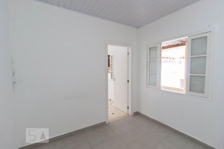 Quarto de casa à venda com 2 quartos, 90m² em Vila Pereira Cerca, São Paulo