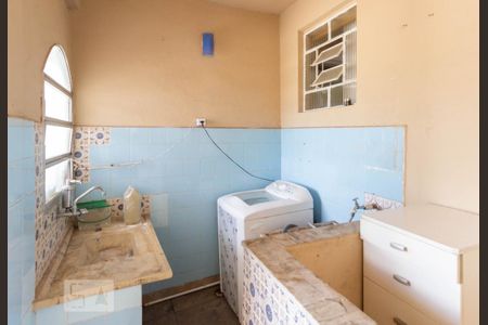 Casa à venda com 90m², 2 quartos e 1 vagaÁrea de Serviço