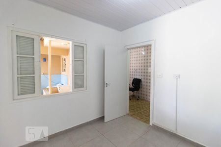 Quarto de casa à venda com 2 quartos, 90m² em Vila Pereira Cerca, São Paulo