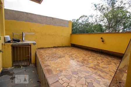 Quintal de casa para alugar com 2 quartos, 120m² em Jardim Pacaembu, Jundiaí