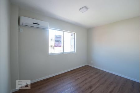 Quarto 3 de apartamento para alugar com 3 quartos, 63m² em Itaguaçu, Florianópolis