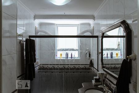 Apartamento à venda com 157m², 4 quartos e sem vagaBanheiro