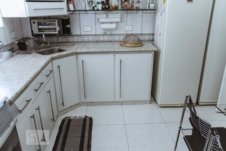 Apartamento à venda com 157m², 4 quartos e sem vagaCozinha - Armários