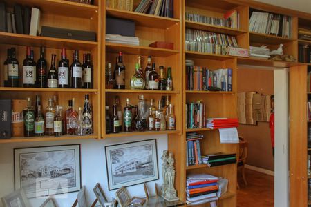 Apartamento à venda com 157m², 4 quartos e sem vagaQuarto 1