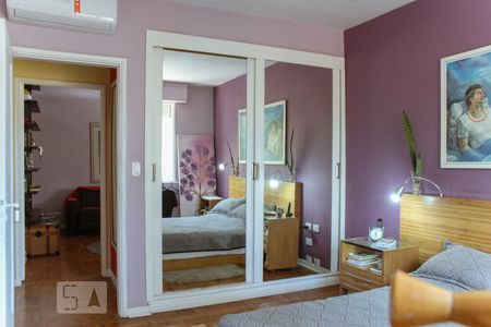 Apartamento à venda com 157m², 4 quartos e sem vagaQuarto 3 - Armários