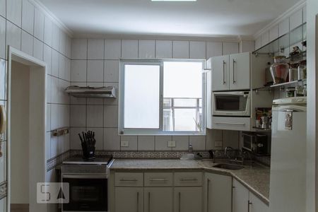 Apartamento à venda com 157m², 4 quartos e sem vagaCozinha