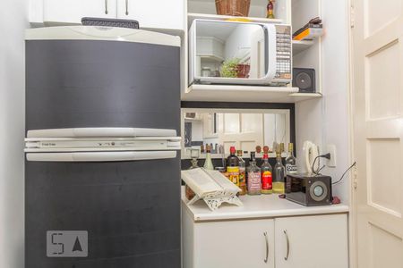 Cozinha de casa de condomínio à venda com 3 quartos, 98m² em Vila Campo Grande, São Paulo