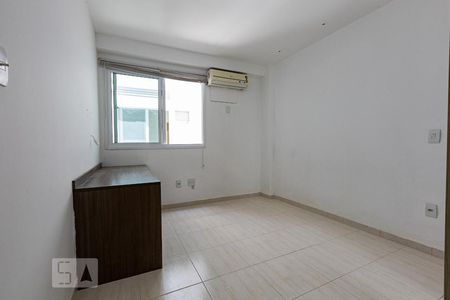 Apartamento à venda com 110m², 3 quartos e sem vagaQuarto