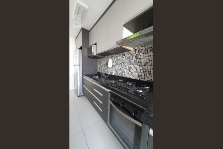 Cozinha de apartamento para alugar com 2 quartos, 80m² em Água Branca, São Paulo