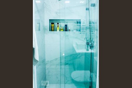 Apartamento à venda com 93m², 3 quartos e 2 vagasBanheiro