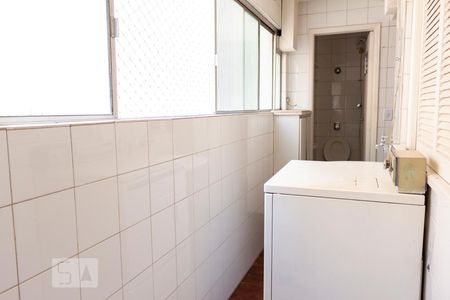 Apartamento para alugar com 111m², 3 quartos e 1 vagaÁrea de Serviço