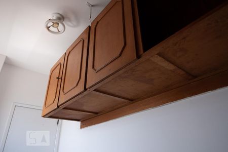 Apartamento à venda com 150m², 3 quartos e 2 vagas Apartamento à venda com 150m², 3 quartos e 2 vagasArmário - Quarto de Serviço