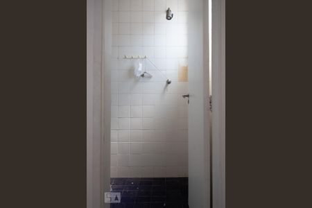 Apartamento à venda com 150m², 3 quartos e 2 vagas Apartamento à venda com 150m², 3 quartos e 2 vagasBanheiro de Serviço