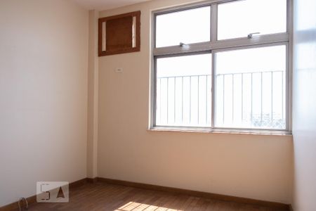 Apartamento à venda com 150m², 3 quartos e 2 vagas Apartamento à venda com 150m², 3 quartos e 2 vagasQuarto 2