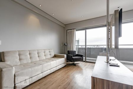 Suido de apartamento para alugar com 1 quarto, 52m² em Centro , Curitiba