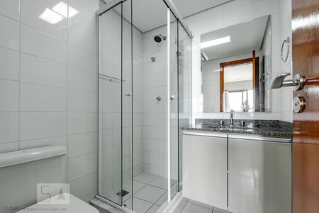 Suido de apartamento para alugar com 1 quarto, 52m² em Centro , Curitiba