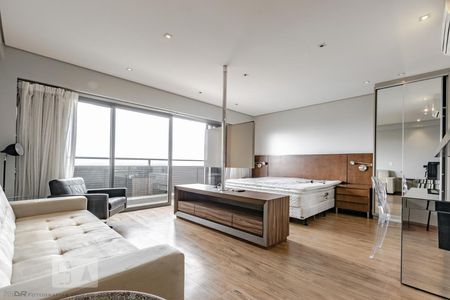 Suido de apartamento para alugar com 1 quarto, 52m² em Centro , Curitiba