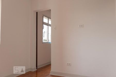 Quarto 1 de apartamento para alugar com 2 quartos, 52m² em Aclimação, São Paulo