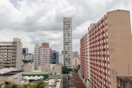 Vista da Sala de apartamento para alugar com 2 quartos, 52m² em Aclimação, São Paulo