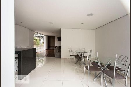 Apartamento para alugar com 35m², 1 quarto e 2 vagas Apartamento para alugar com 35m², 1 quarto e 2 vagasSalão de Festas